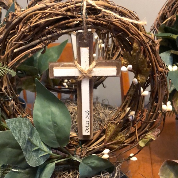 Centerpiece floral arrangement rustic green white - Picture 8 of 8